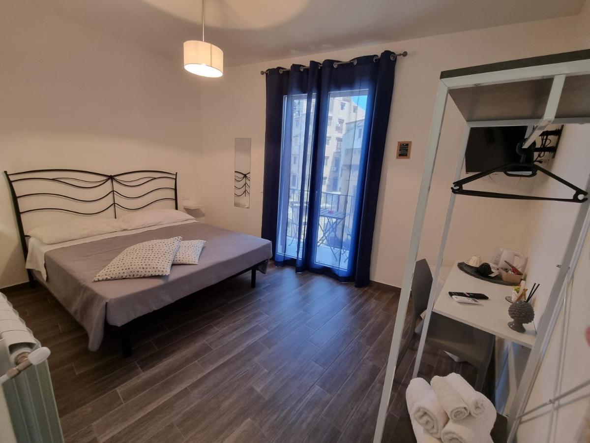Residenza Tarzana Hotel Palermo Eksteriør billede